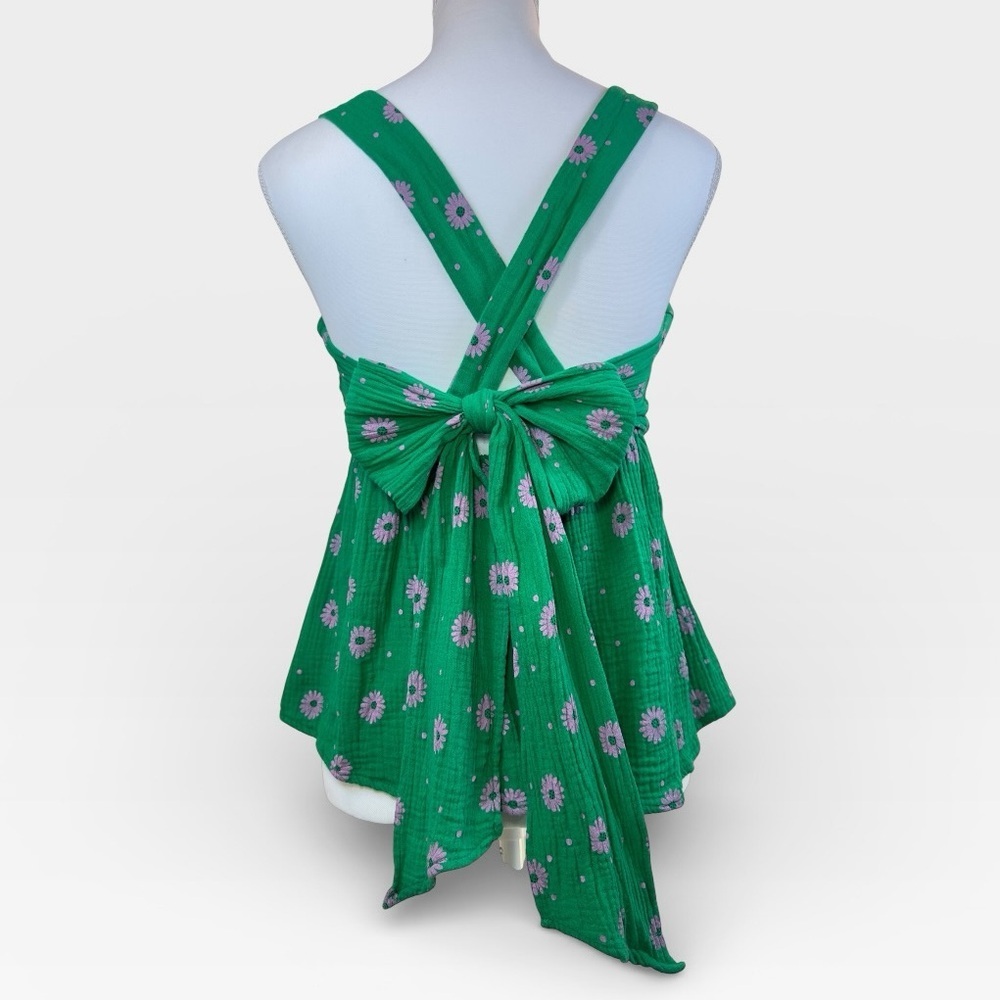 Entro Green Floral Babydoll Top with Bow Tie Spring Open Back Detail MEDIUM